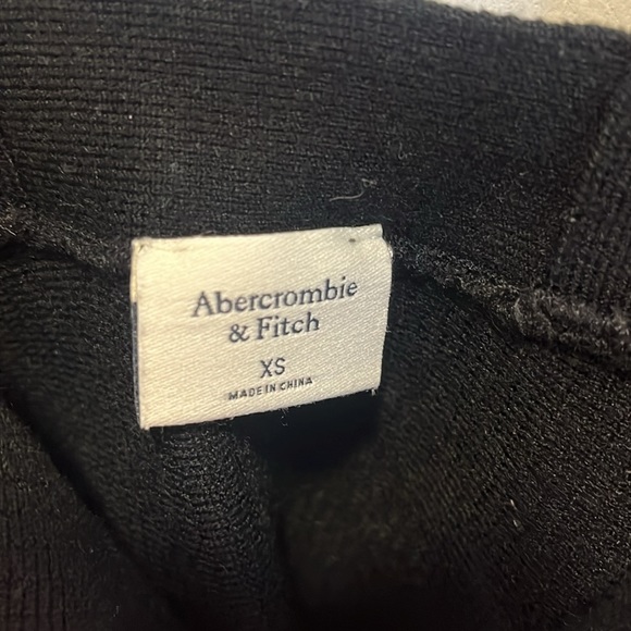 Abercombie Ottoman Sweetheart Tank Top - Picture 2 of 2